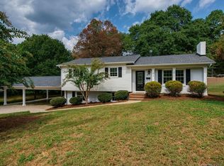 310 Puett St, Dallas, NC 28034
