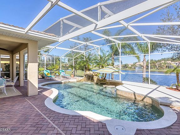 3rd image of 471 Venetian Villa Dr