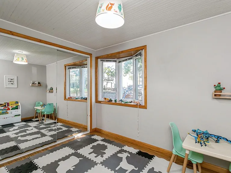26 Pleasant Ave — Photo 20