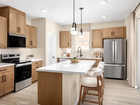 29465 Encelia Ln, Winchester, CA 92596