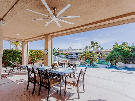 Large covered patio, perfect for entertaining!
