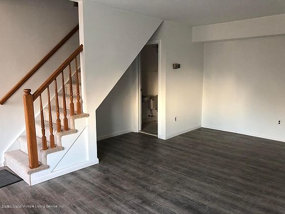5th image of 702 Elbe Ave