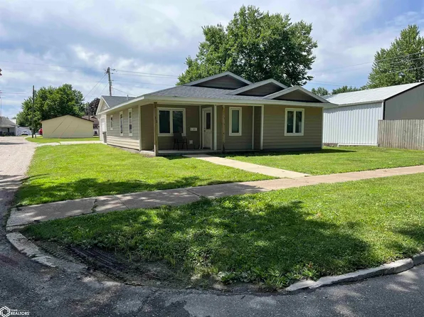 310 Washington Ave E, Albia, IA 52531