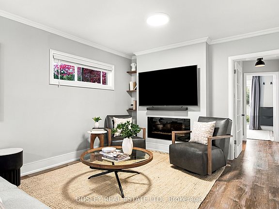 5th image of 56 Christina Cres