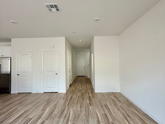 3rd image of 30312 Bonita Springs St