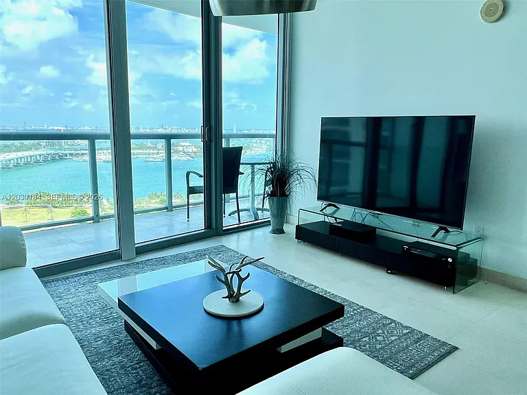 888 Biscayne Blvd #2911 — Photo 13