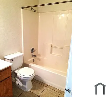 3405 Barcelona Dr #C — Photo 5