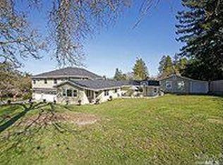 555 Sparkes Rd, Sebastopol, CA 95472