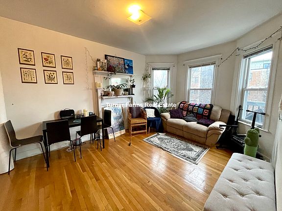 4th image of 530 Cambridge St #3F