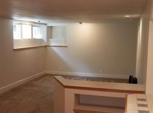 2658 39th Ave SW #B, Seattle, WA 98116