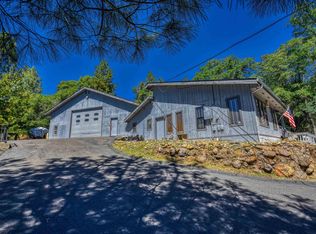 20950 Ferretti Rd, Groveland, CA 95321