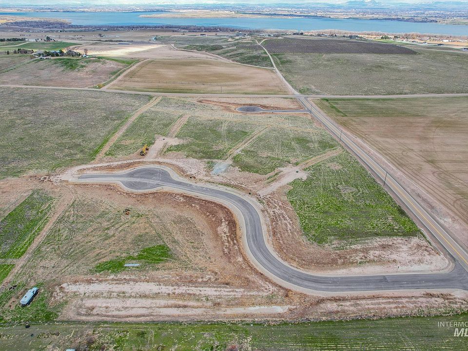1st image of Hipwell Dr