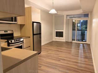 335 College St #201, Toronto, ON M5T 1S2