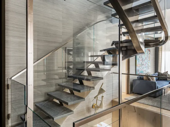 152 Elizabeth Street image 10 of 21