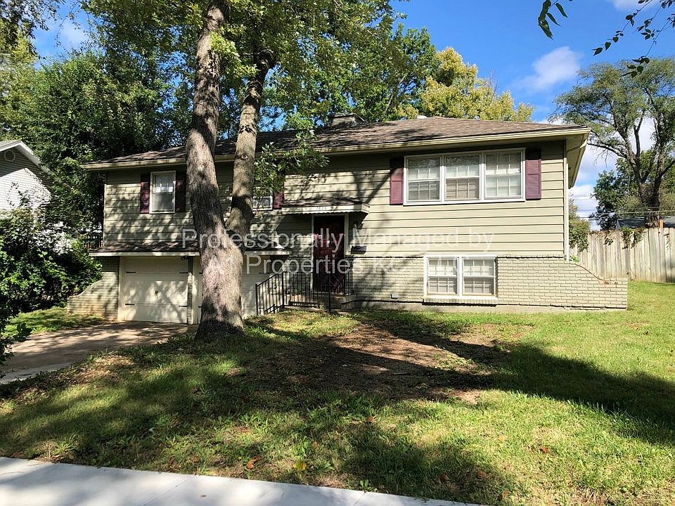 1st image of 7626 E 76th St