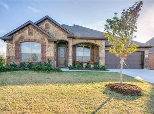 410 Belmont Dr, Midlothian, TX 76065