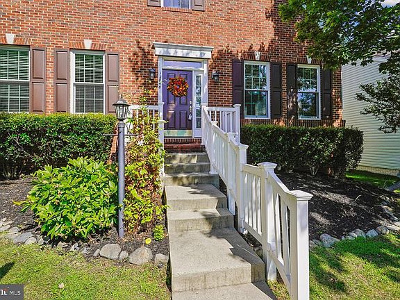 4th image of 12840 Dunbarton Dr