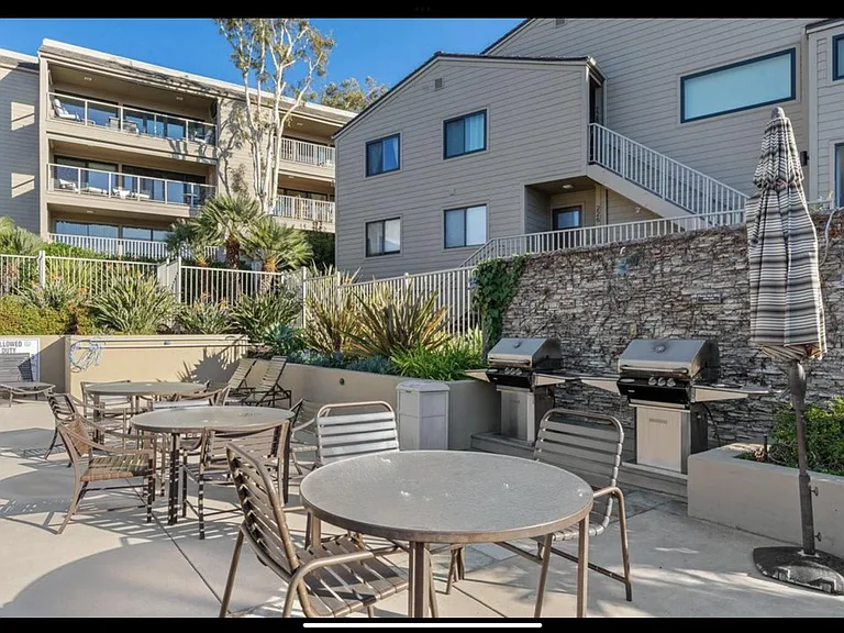 237 Sea Forest Ct — Photo 25