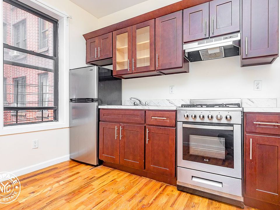 1st image of 49 Clarkson Ave APT 4G