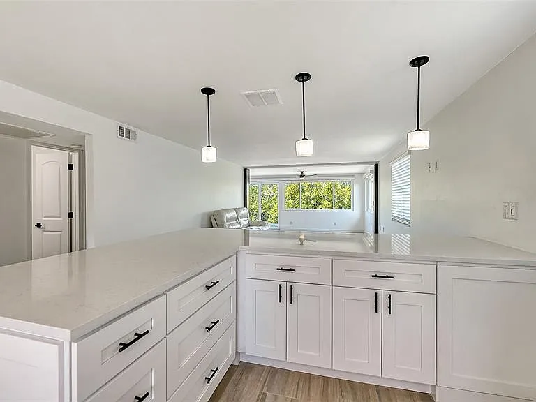 909 Spanish Dr N — Photo 25