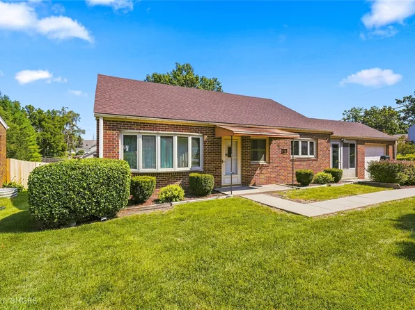 801 Payton Ave, Des Moines, IA 50315