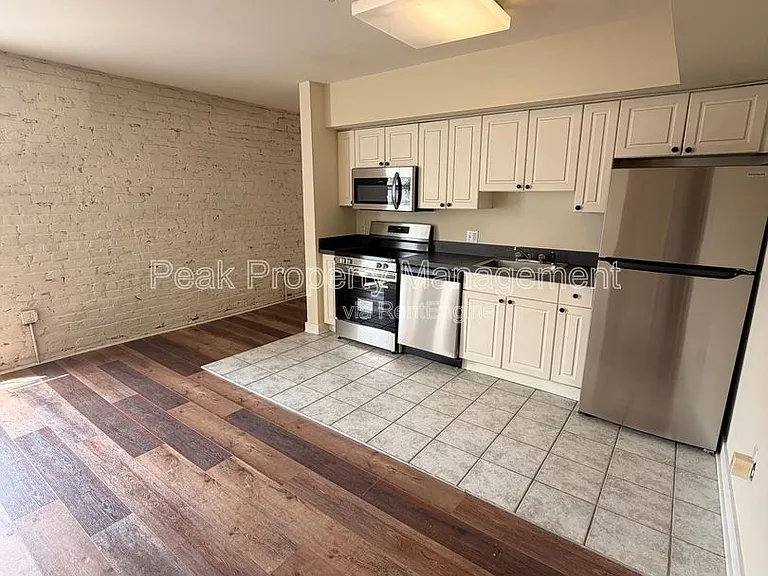 Poythress Apartments — Photo 88