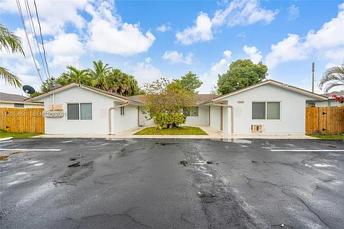 645 NW 15th Ave #1 Photo 1