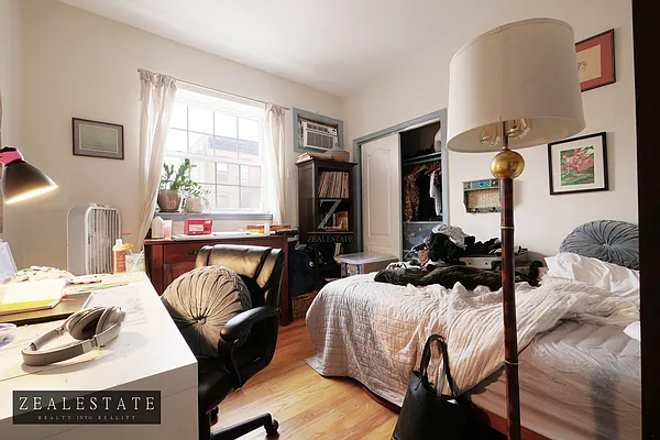 Rented by ZealEstate Group Inc | media 26