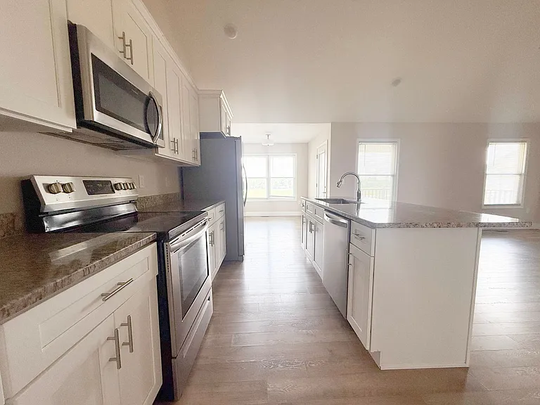 2731 Cook Rd — Photo 8