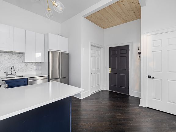 4th image of 244 Weybosset St #301