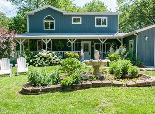 15501 Lang Rd, Hickory Corners, MI 49060