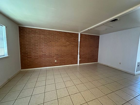 2nd image of 400 N Inglewood Ave APT 16