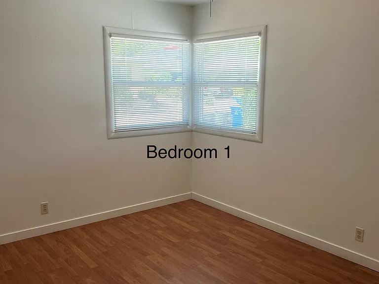 452 Silva St #A — Photo 4