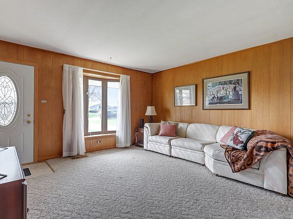 3rd image of 8720 W 161st Pl