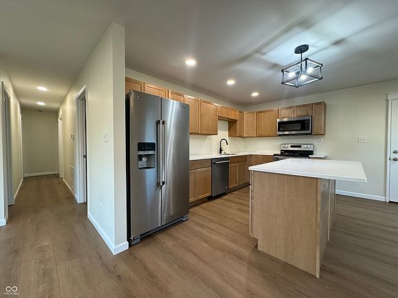 4th image of 436 Sonora Cir