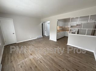 7701 W Hampton Ave APT 3, Milwaukee, WI 53218