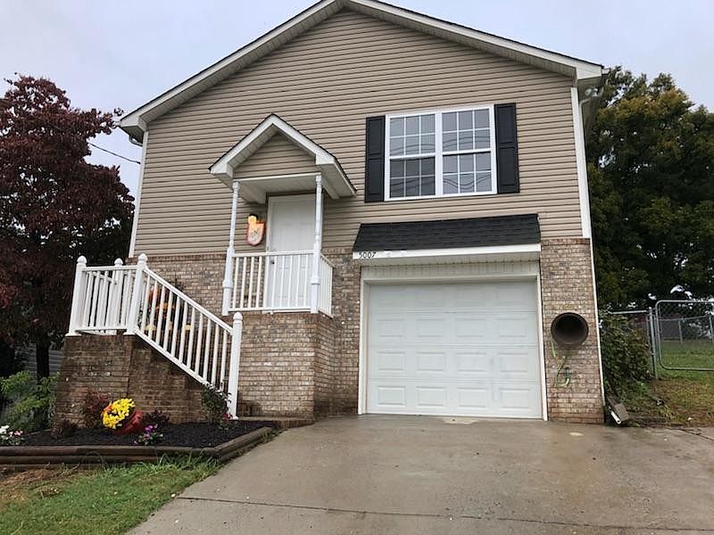1st image of 5007 NW Woodglen Dr