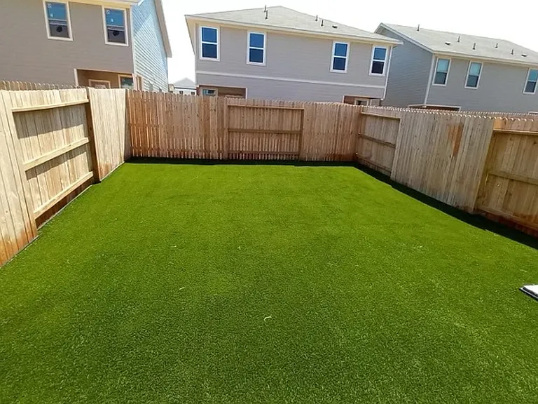 7636 Magnolia Vlg #101 — Photo 19