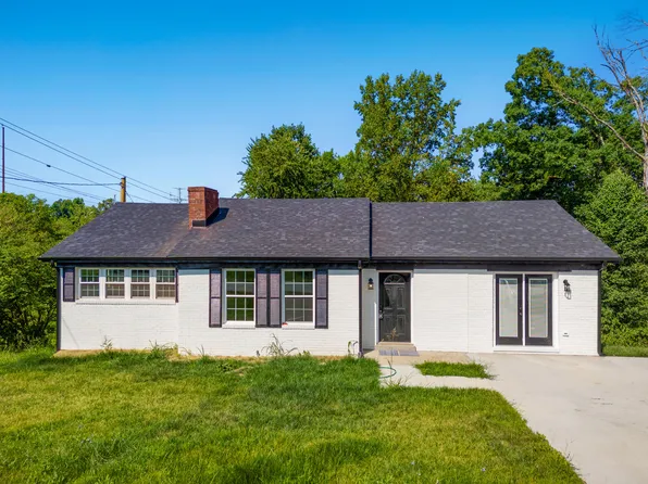 165 Sub Station Rd, Irvine, KY 40336