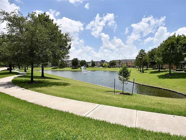 14435 Mayport Ln — Photo 25