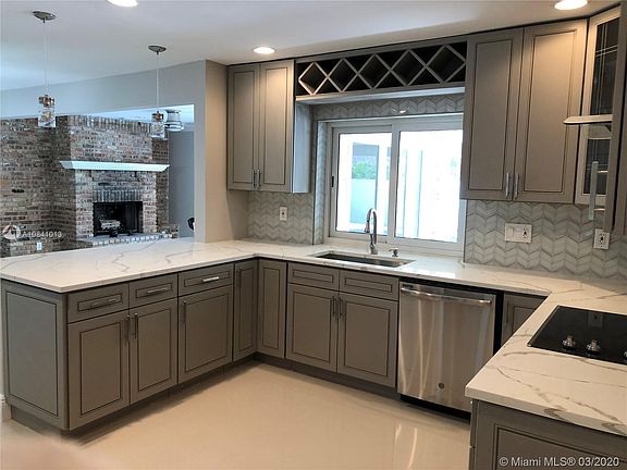 3rd image of 2632 NE 26th Ct