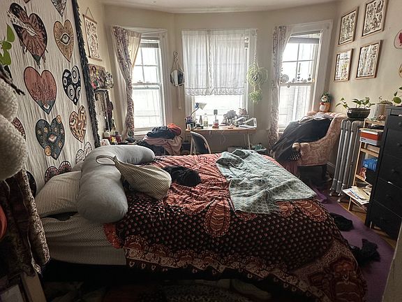 5th image of 384.5 Washington St #3