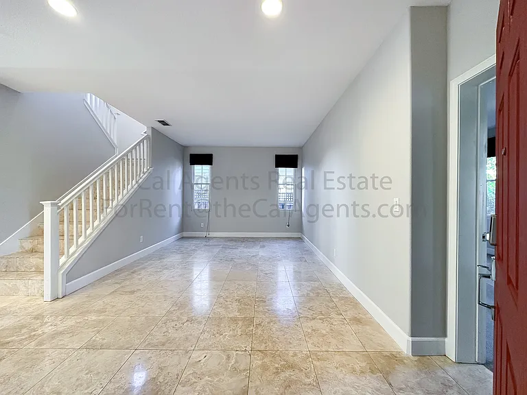 1190 Taraya Ter — Photo 5