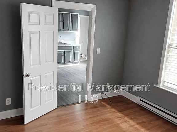 4th image of 28 Hickory St #F1n