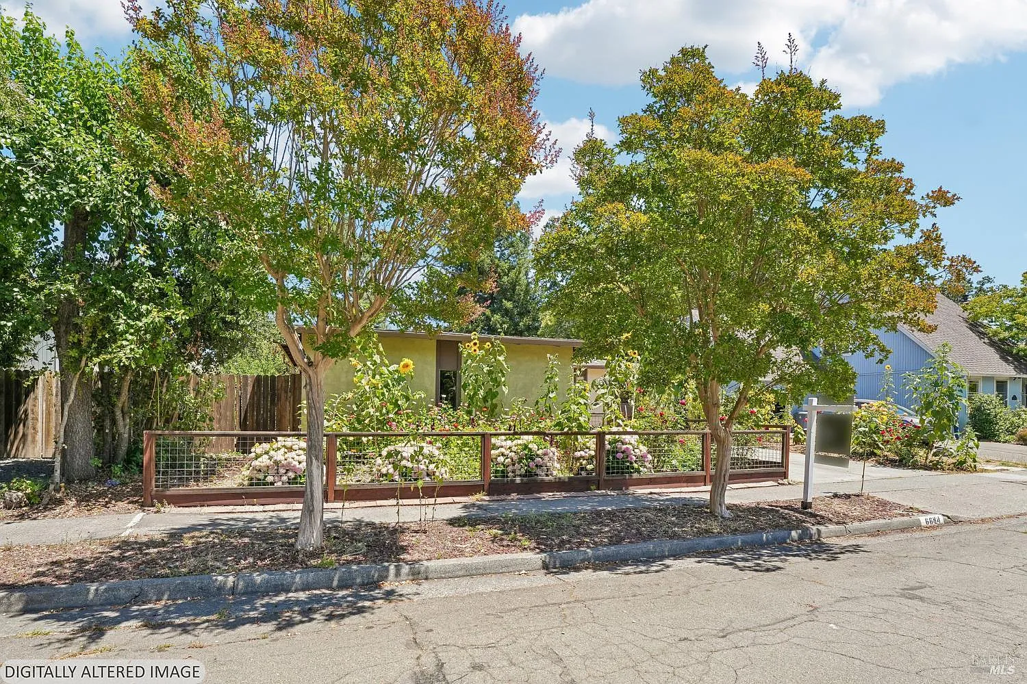 6644 Greenmeadow Drive - Photo 5