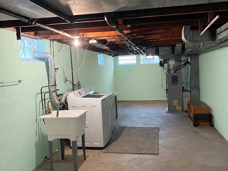 5502 Warwick Dr — Photo 10