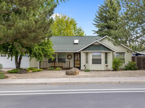 3048 NE Purcell Blvd, Bend, OR 97701