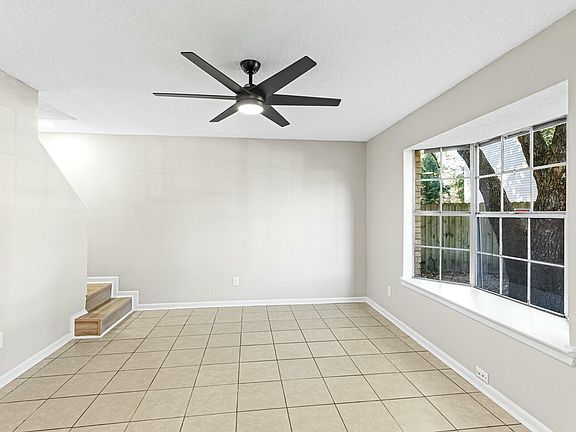 2nd image of 147 Valencia Dr
