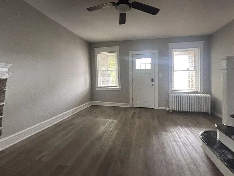 705 Edgemore Rd — Photo 22