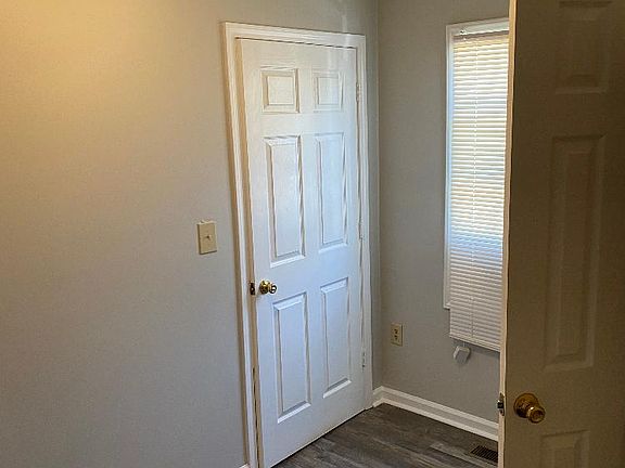 2nd image of 310 W Pine St